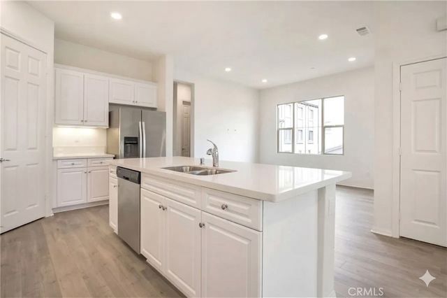 103 Plateau, Irvine, CA 92618