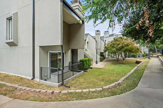 935 La Posada DR 148, Austin, TX 78752
