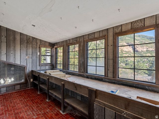 2444 E HIGH MOUNTAIN DR, Sandy, UT 84092