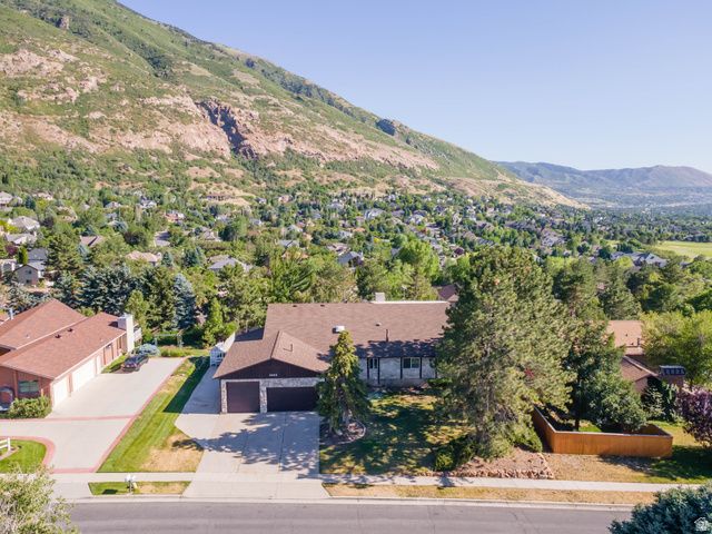 2444 E HIGH MOUNTAIN DR, Sandy, UT 84092