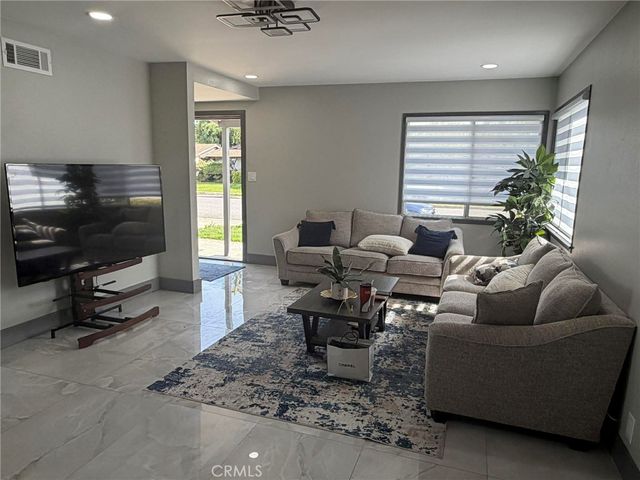 16561 Monroe Lane, Huntington Beach, CA 92647