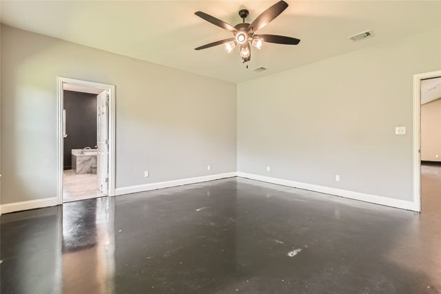 2001 Ryan Court, Weatherford, TX 76085