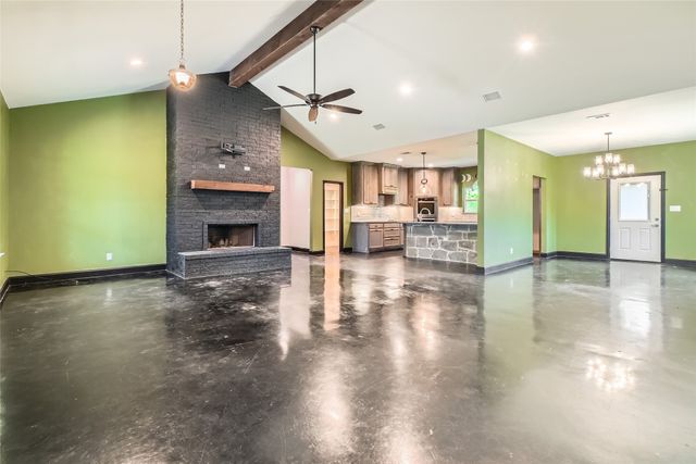 2001 Ryan Court, Weatherford, TX 76085