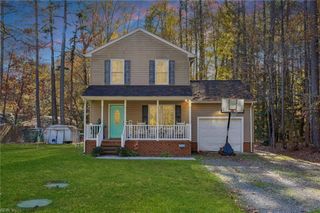 262 Columbine Dr, Hartfield, VA 23071