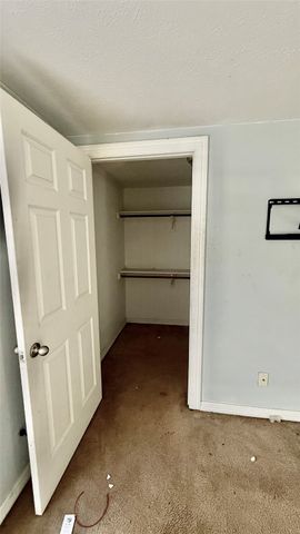 113 Adolphus Avenue, Lake Dallas, TX 75065