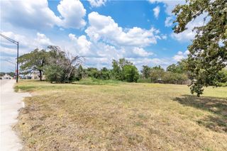 3309, 3307 South College Avenue, Bryan, TX 77801