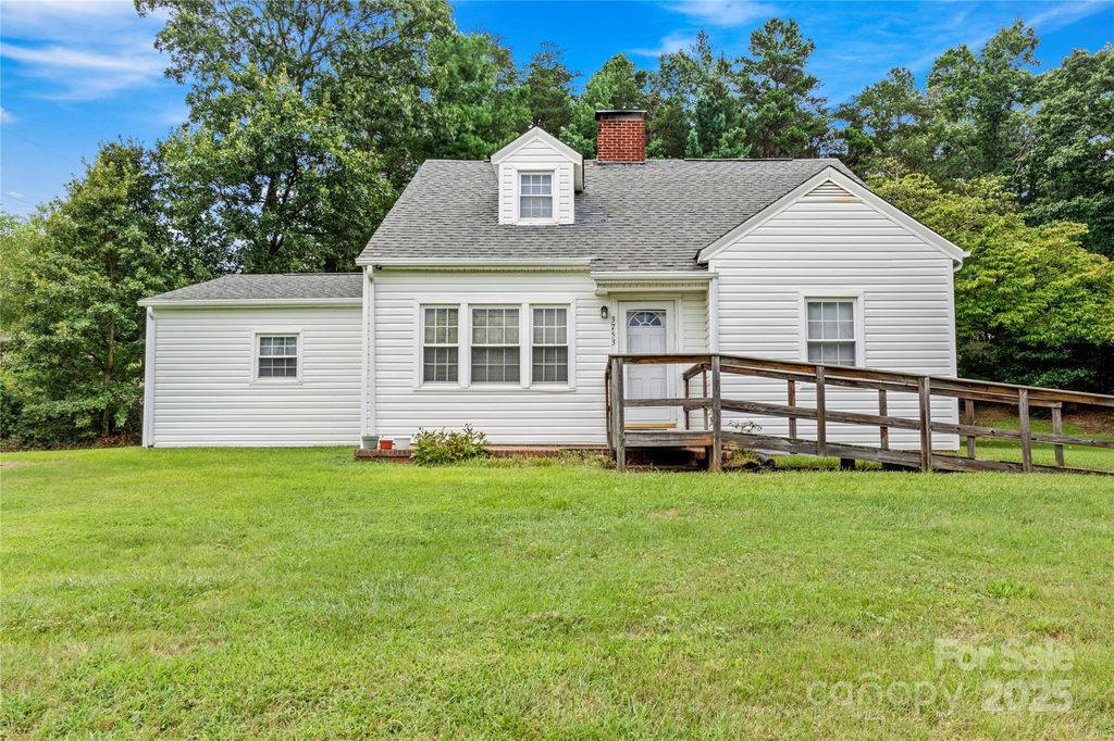 3753 Prides Road, East Bend, NC 27018