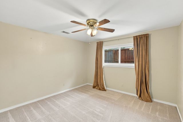 9947 Chimney Hill Lane, Dallas, TX 75243