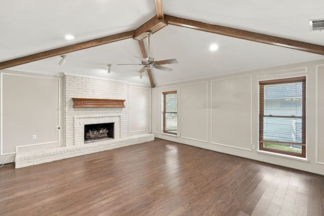 9947 Chimney Hill Lane, Dallas, TX 75243