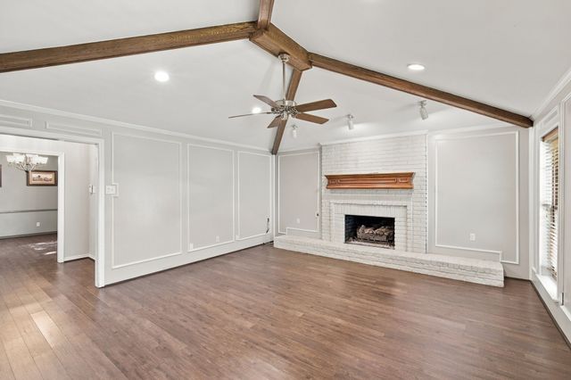 9947 Chimney Hill Lane, Dallas, TX 75243