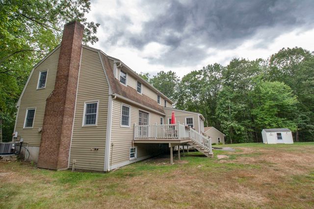 96 Pond View Drive, Auburn, NH 03032