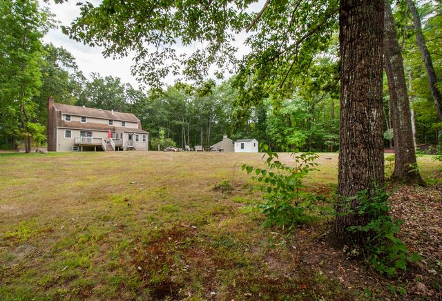 96 Pond View Drive, Auburn, NH 03032