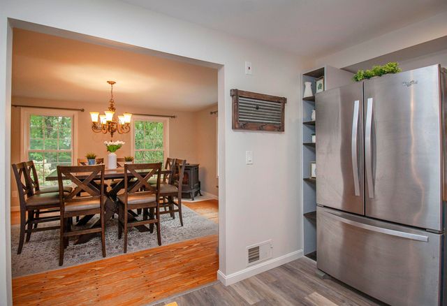 96 Pond View Drive, Auburn, NH 03032