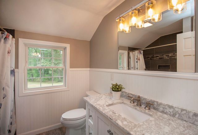 96 Pond View Drive, Auburn, NH 03032