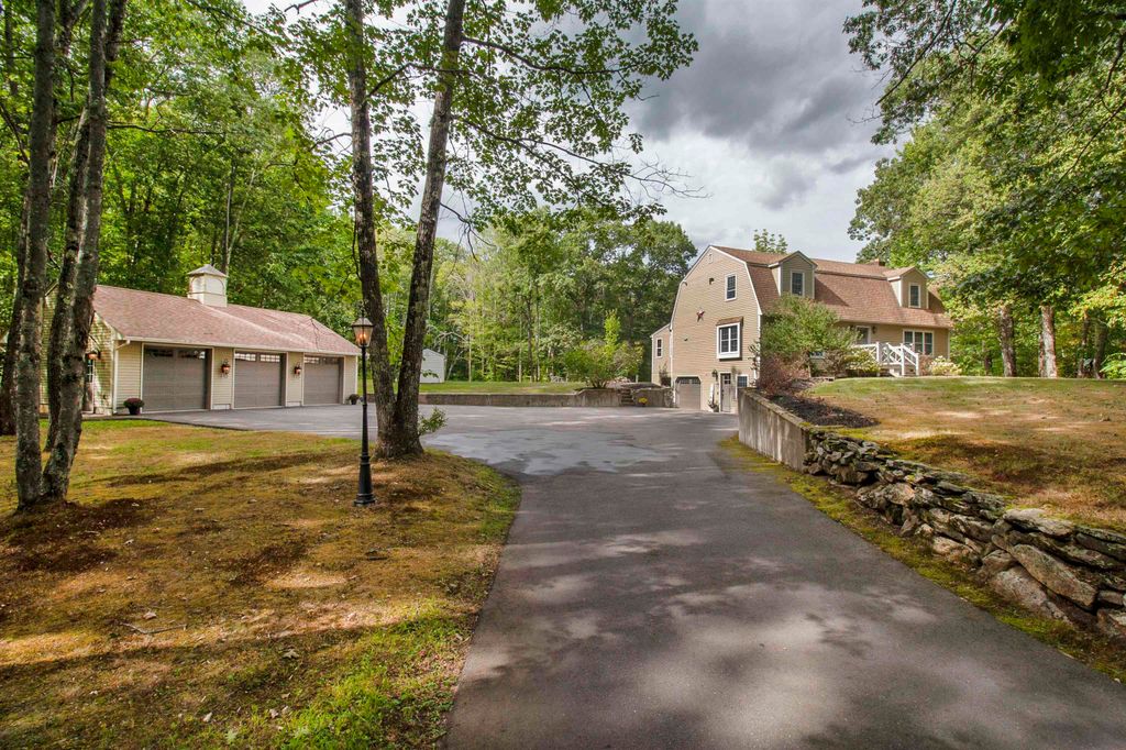 96 Pond View Drive, Auburn, NH 03032