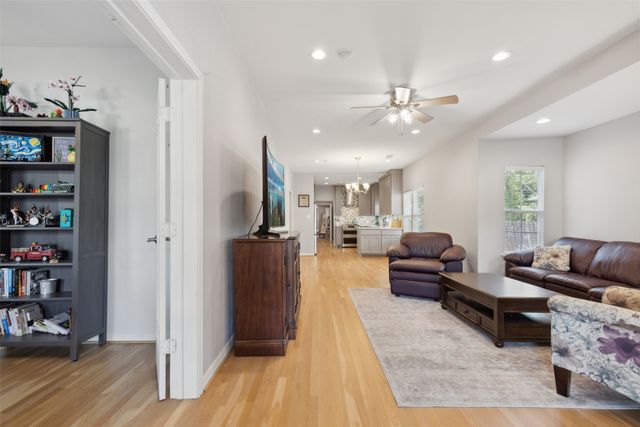 6100 Victor Street, Dallas, TX 75214