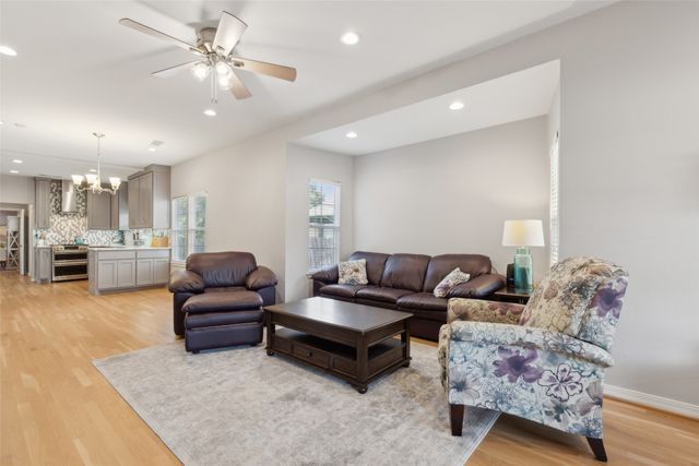 6100 Victor Street, Dallas, TX 75214