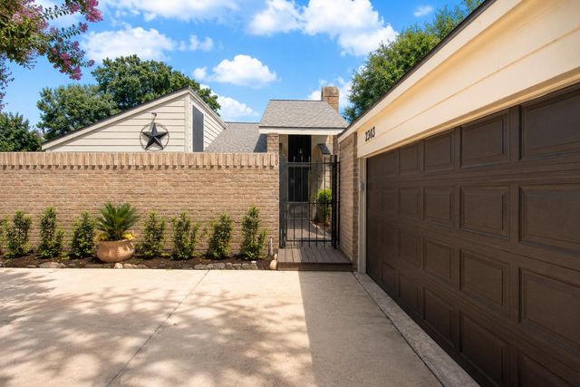 2303 Silver Sage Drive, Houston, TX 77077