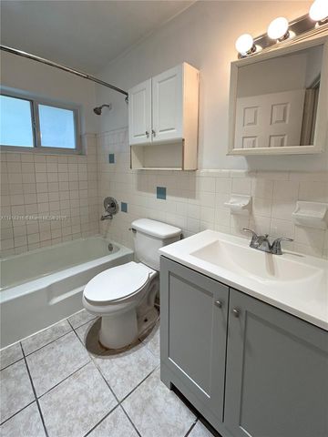 3049 NW 9th Ave 9A, Wilton Manors, FL 33311