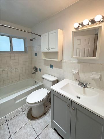 3049 NW 9th Ave 9A, Wilton Manors, FL 33311