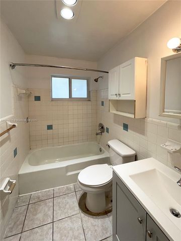 3049 NW 9th Ave 9A, Wilton Manors, FL 33311