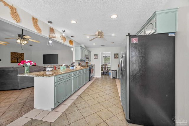 3720 Schifko Rd, Cantonment, FL 32533