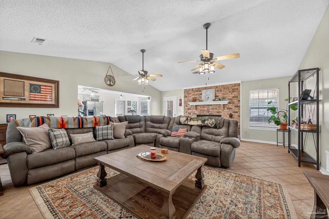 3720 Schifko Rd, Cantonment, FL 32533