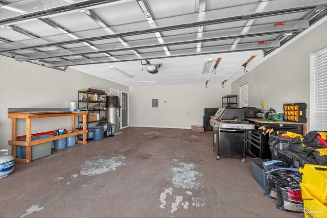 3720 Schifko Rd, Cantonment, FL 32533