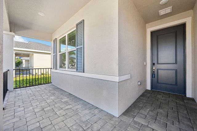 11286 NW Blockbird Drive, Port St Lucie, FL 34987