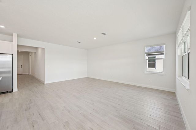 11286 NW Blockbird Drive, Port St Lucie, FL 34987