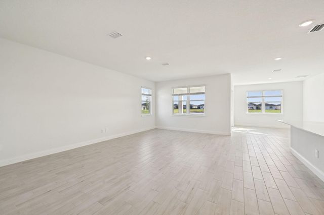 11286 NW Blockbird Drive, Port St Lucie, FL 34987