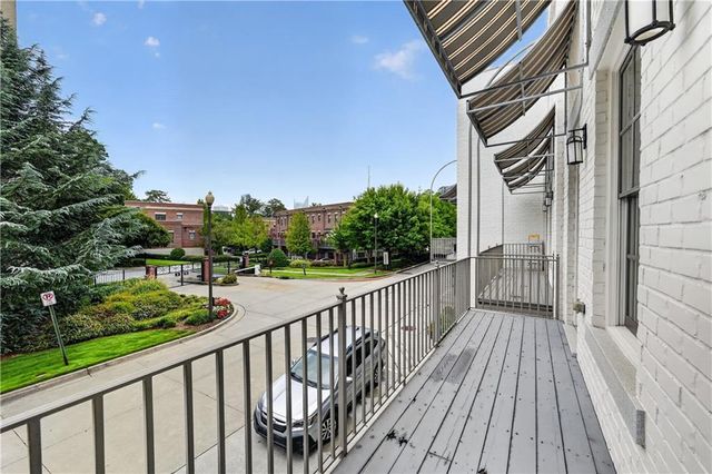 308 Stonemont Drive, Atlanta, GA 30305