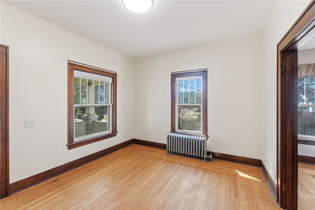 27 Essex Street, Cranston, RI 02910