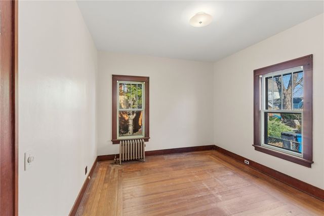 27 Essex Street, Cranston, RI 02910