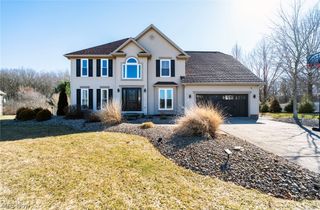 195 Willow Bend Drive, Canfield, OH 44406