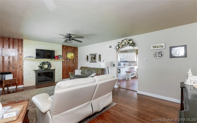 779 N Washington Street, Scottsburg, IN 47170