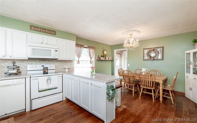 779 N Washington Street, Scottsburg, IN 47170