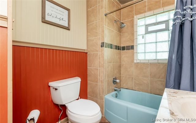 779 N Washington Street, Scottsburg, IN 47170