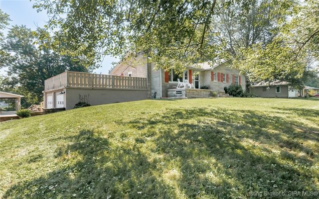 779 N Washington Street, Scottsburg, IN 47170