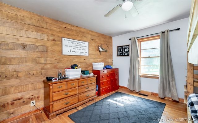 779 N Washington Street, Scottsburg, IN 47170