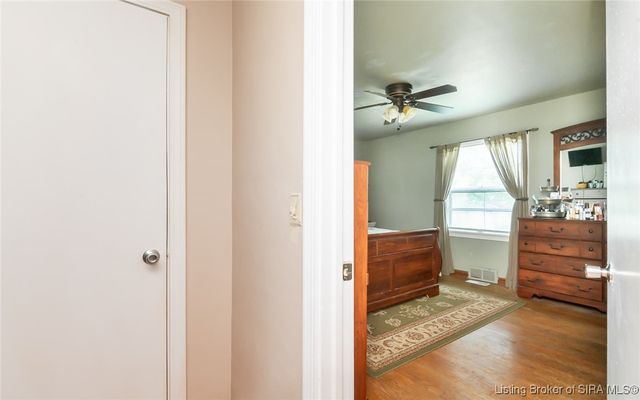 779 N Washington Street, Scottsburg, IN 47170