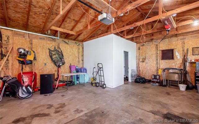 779 N Washington Street, Scottsburg, IN 47170