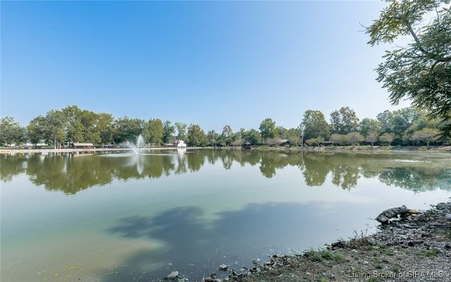 779 N Washington Street, Scottsburg, IN 47170