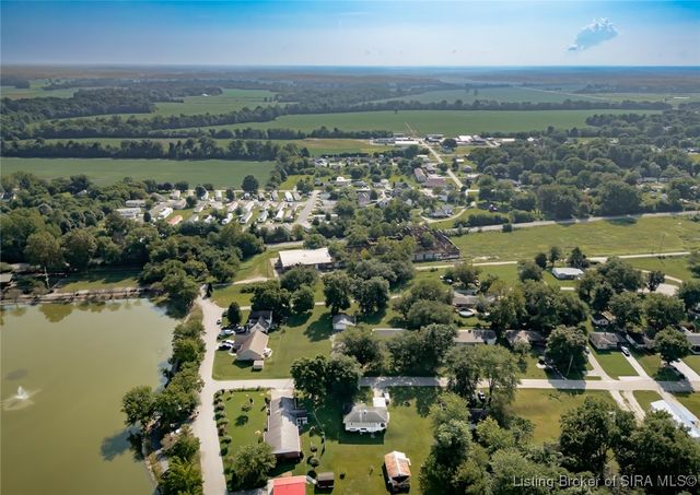 779 N Washington Street, Scottsburg, IN 47170