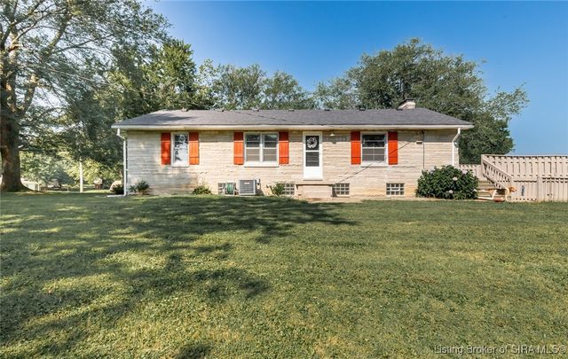 779 N Washington Street, Scottsburg, IN 47170