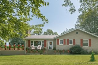 779 N Washington Street, Scottsburg, IN 47170