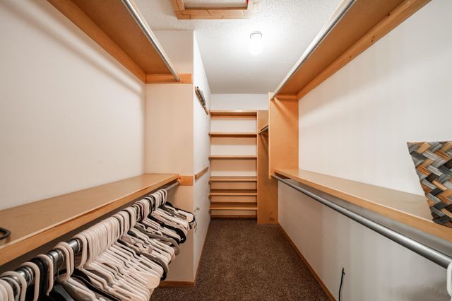 10105 E Bayley St, Wichita, KS 67207