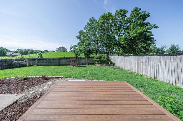 10105 E Bayley St, Wichita, KS 67207