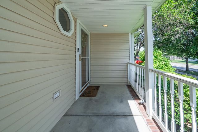 10105 E Bayley St, Wichita, KS 67207