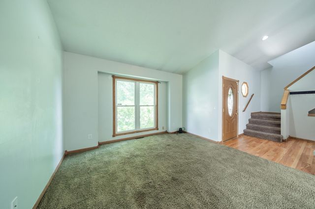 10105 E Bayley St, Wichita, KS 67207